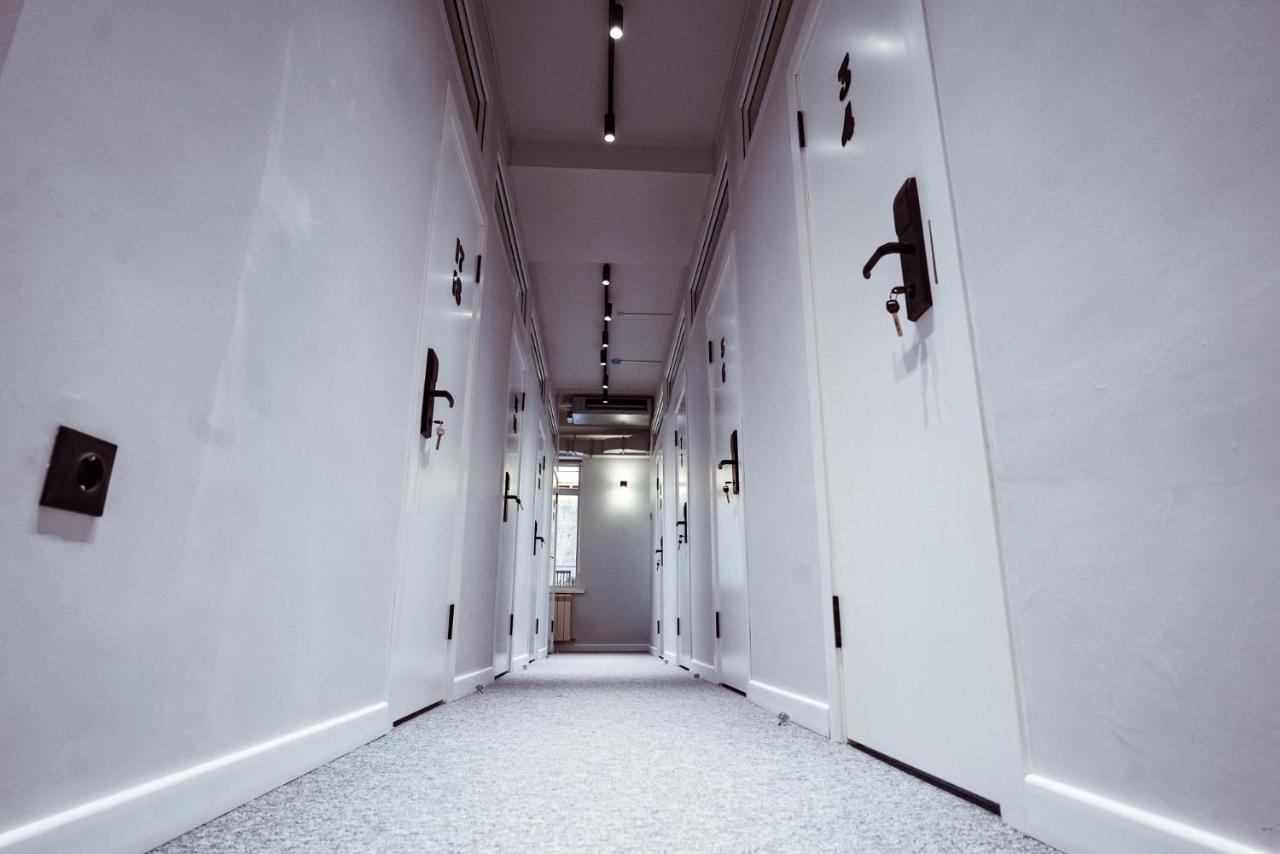Aiva Hostel 比什凯克 外观 照片