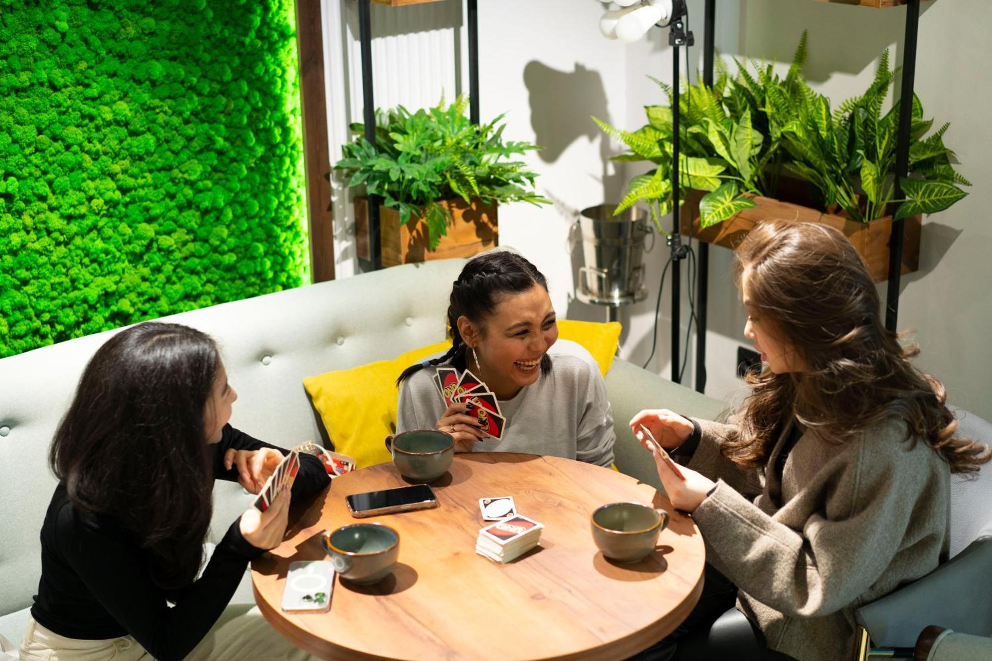 Aiva Hostel 比什凯克 外观 照片